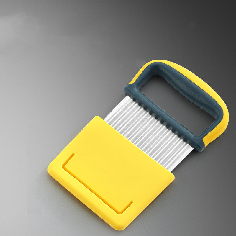 Ψιλοκομμένη πατάτα με μαχαίρι